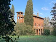 Rustici e casali in vendita di 500 m² in Via di Tor...