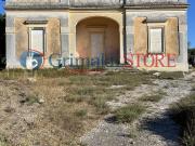 Rustici e casali in vendita di 500 m² in Via Monteroni, 222