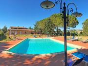 Rustici e casali in vendita di 500 m² in Via Podere...