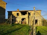 Rustici e casali in vendita di 500 m² in Via San Zeno A...