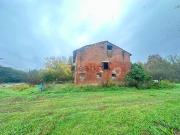 Rustici e casali in vendita di 515 m² in Via XXV Aprile