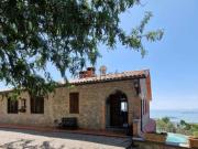 Rustici e casali in vendita di 520 m²