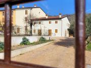 Rustici e casali in vendita di 529 m² in Via Capovilla