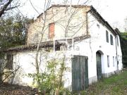 Rustici e casali in vendita di 535 m² in Via Gagliarda