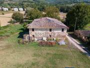 Rustici e casali in vendita di 540 m² in Strada Esterna...