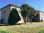 Rustici e casali in vendita di 550 m²