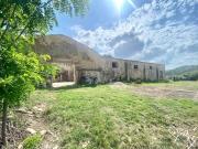 Rustici e casali in vendita di 550 m² in Contrada portelli