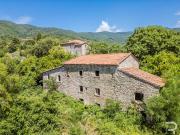 Rustici e casali in vendita di 550 m² in Località Giona
