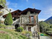 Rustici e casali in vendita di 568 m² in Via Monti