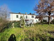 Rustici e casali in vendita di 570 m²