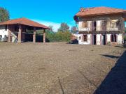 Rustici e casali in vendita di 570 m² in Via Barbania