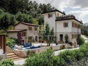 Rustici e casali in vendita di 571 m² in Via del Mulino