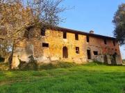 Rustici e casali in vendita di 600 m²
