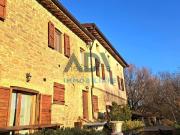 Rustici e casali in vendita di 600 m² in Località...