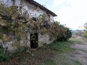 Rustici e casali in vendita di 600 m² in Via Armando...