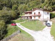 Rustici e casali in vendita di 600 m² in Via Rucca