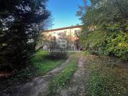 Rustici e casali in vendita di 615 m² in Via di Sant...