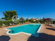 Rustici e casali in vendita di 630 m² in Via vicinale...