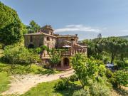 Rustici e casali in vendita di 650 m² in Località San Paolo