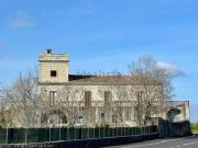 Rustici e casali in vendita di 650 m² in Via Oliva San Mauro