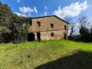 Rustici e casali in vendita di 653 m²