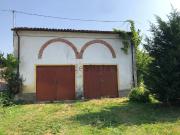 Rustici e casali in vendita di 660 m²