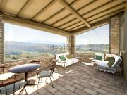 Rustici e casali in vendita di 700 m²