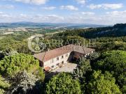 Rustici e casali in vendita di 700 m² in Strada del Caio, 11