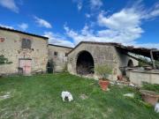 Rustici e casali in vendita di 700 m² in Via di Triozzi...