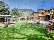 Rustici e casali in vendita di 700 m² in Via Foce della...