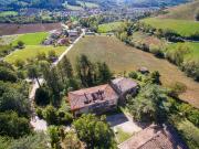 Rustici e casali in vendita di 730 m² in Via Paradiso