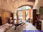 Rustici e casali in vendita di 743 m² in Via San Vito