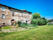 Rustici e casali in vendita di 750 m² in Via Molino Valle