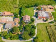 Rustici e casali in vendita di 750 m² in Via San Giacomo, 9