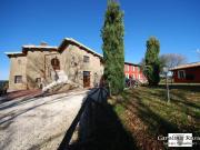 Rustici e casali in vendita di 770 m² in Via Brodolini