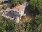 Rustici e casali in vendita di 800 m² in Via San Pietro