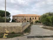 Rustici e casali in vendita di 800 m² in Via Francia