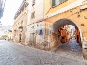 Rustici e casali in vendita di 800 m² in Via Gen....