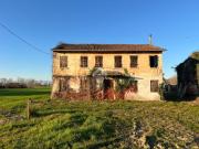 Rustici e casali in vendita di 800 m² in Via Ottorino...