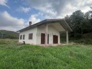 Rustici e casali in vendita di 80 m² in Via Cassia Nord