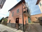 Rustici e casali in vendita di 80 m² in Via G. Dovis, 8