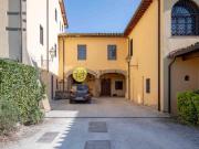 Rustici e casali in vendita di 80 m² in Via Roma