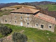 Casa di campagna in vendita di 844 m² in Località Montanaldo