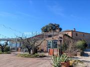 Rustici e casali in vendita di 850 m² in Strada...