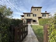 Rustici e casali in vendita di 85 m²