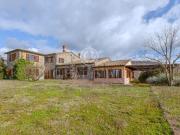 Casa di campagna in vendita di 866 m² in Strada Statale71