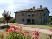 Rustici e casali in vendita di 900 m²