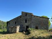 Rustici e casali in vendita di 900 m² in Strada di...