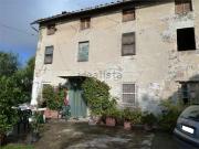 Rustici e casali in vendita di 900 m² in Via Tofori