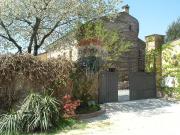 Rustici e casali in vendita di 938 m² in Via Pagana, 1